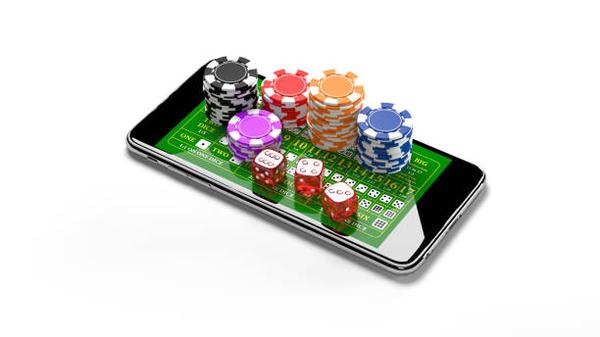 The Science of Randomness in Online Poker